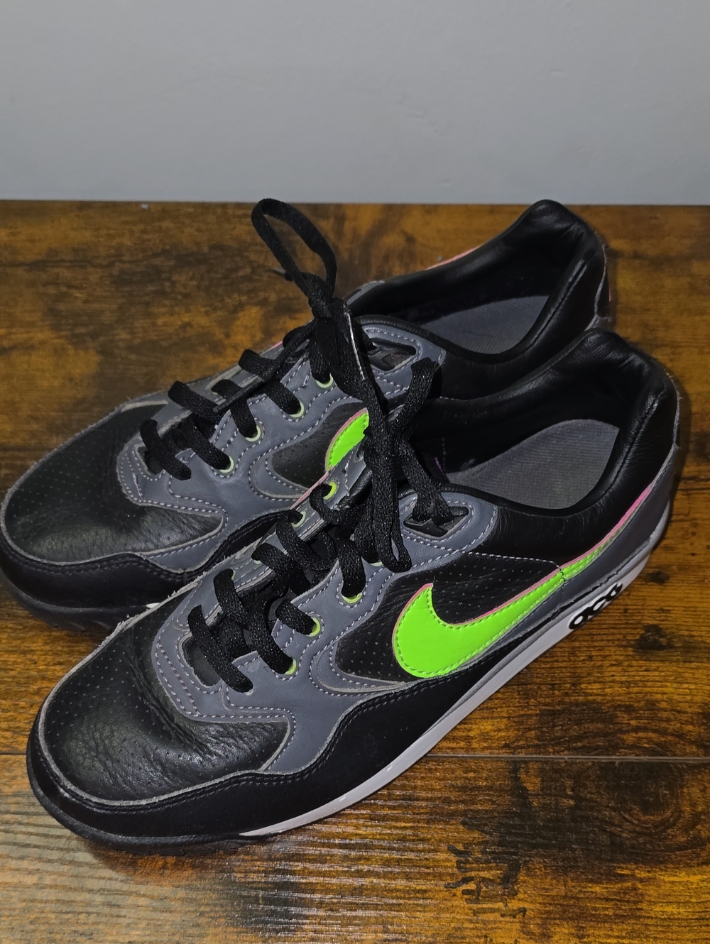 Nike Air Wildwood ACG Black Electric Green Men's 6.5 Women's 8 AO3116-002
